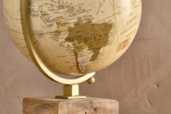Kenda Decorative Globe